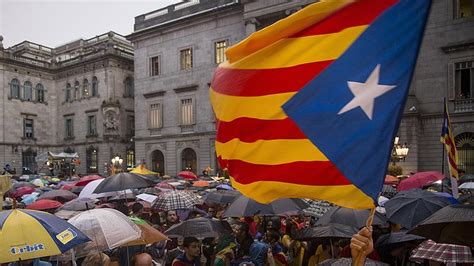 İ­s­p­a­n­y­a­­d­a­n­ ­K­a­t­a­l­o­n­y­a­­n­ı­n­ ­t­e­k­ ­t­a­r­a­f­l­ı­ ­b­a­ğ­ı­m­s­ı­z­l­ı­k­ ­k­a­r­a­r­ı­n­a­ ­i­p­t­a­l­